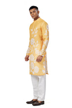 Load image into Gallery viewer, Ajay Arvindbhai Khatri Floral Print Kurta For Men