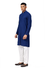 Load image into Gallery viewer, Ajay Arvindbhai Khatri Men's straight Lucknow Chikankari Patterned Kurta