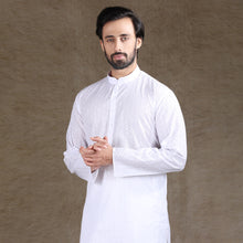 Load image into Gallery viewer, mens white color regular brasso kurta