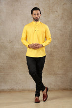 Load image into Gallery viewer, mens yellow color cotton short kurta