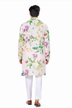 Load image into Gallery viewer, Ajay Arvindbhai Khatri Multicolor Altair Floral Print Kurta For Men
