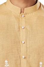 Load image into Gallery viewer, Ajay Arvindbhai Khatri Men&#39;s Linen Embroidered Kurta  Pajama Set
