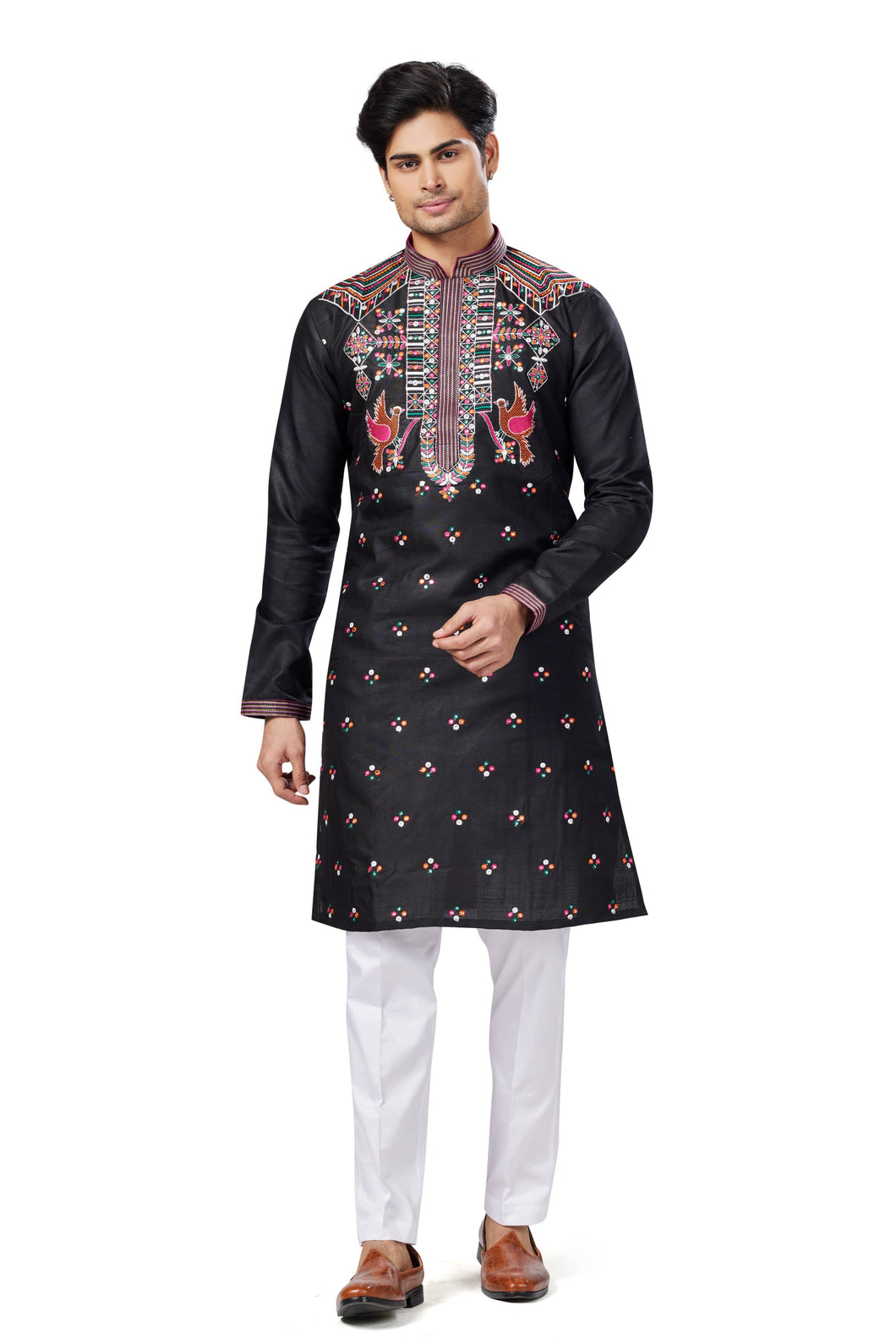 Ajay Arvindbhai Khatri Men's Embroidered  Navratri  Kurtas