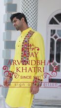 Load and play video in Gallery viewer, Ajay Arvindbhai Khatri Men&#39;s Cotton Printed Navratri  Kurta For Men&#39;s
