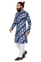 Load image into Gallery viewer, mens cotton printed blue colour kurta
