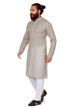 Load image into Gallery viewer, Ajay Arvindbhai Khatri Men&#39;s Cotton Printed Kurta Cream Print
