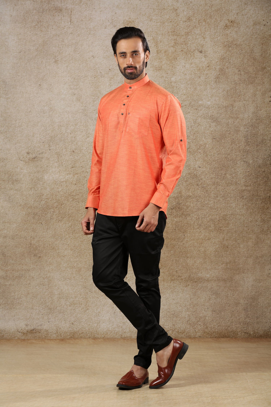 Ajay Arvindbhai Khatri Men's Caret Full Sleeve Cotton Short Kurta With Pocket