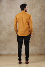 Load image into Gallery viewer, Ajay Arvindbhai Khatri Men&#39;s Mustered Full Sleeve Cotton Short Kurta With Pocket
