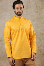 Load image into Gallery viewer, Ajay Arvindbhai Khatri Men&#39;s Yellow Full Sleeve Printed Cotton Short Kurta With Pocket
