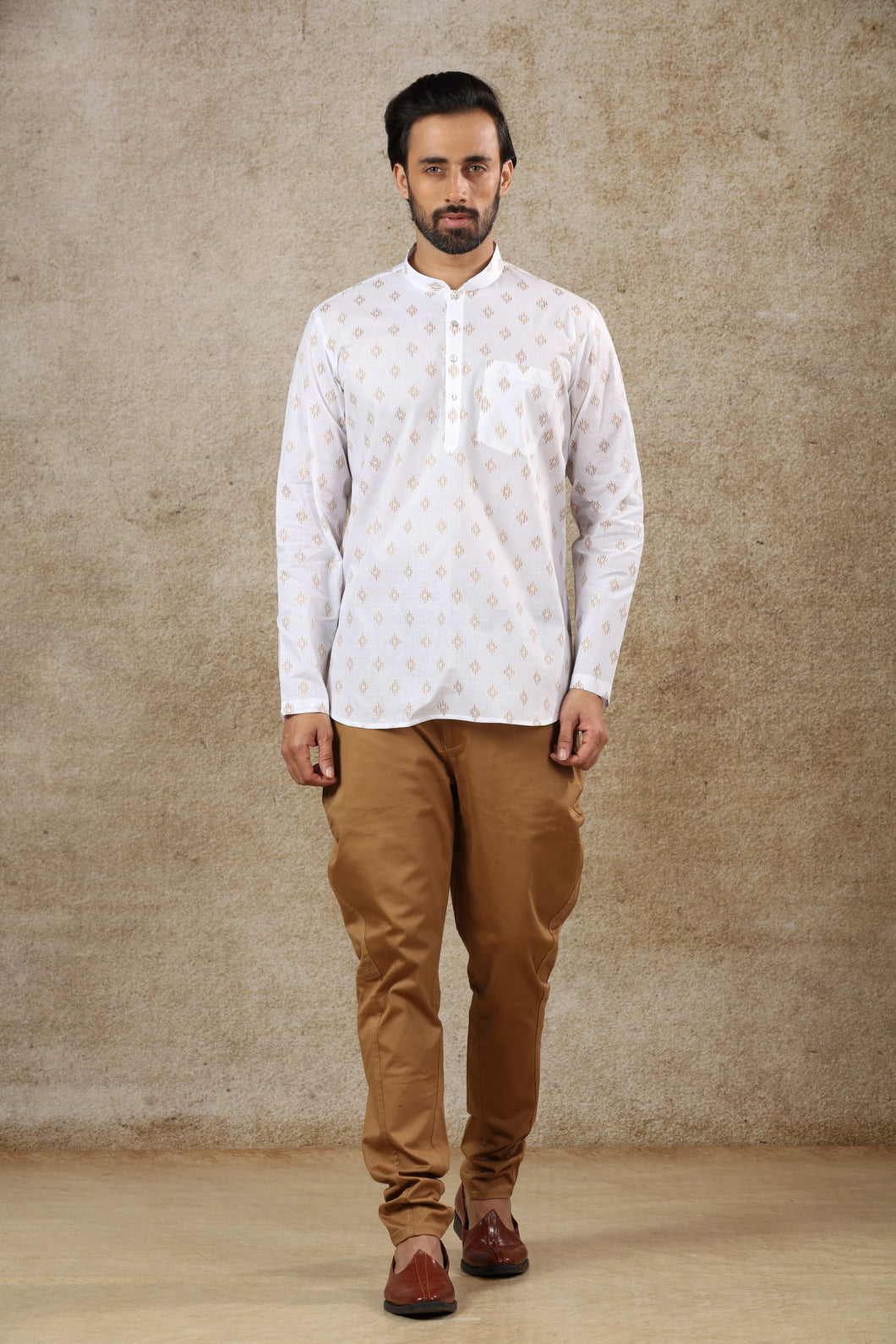 Ajay Arvindbhai Khatri Men's White Full Sleeve Printed Cotton Short Kurta With Pocket
