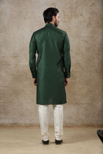 Load image into Gallery viewer, Ajay Arvindbhai Khatri Men&#39;s Green Colour Kurta &amp; White Color Pyjama Set
