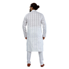 Load image into Gallery viewer, Ajay Arvindbhai Khatri Men&#39;s Pure Cotton Regular brasso design kurta White Colour
