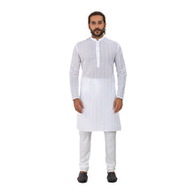 Load image into Gallery viewer, Ajay Arvindbhai Khatri Men&#39;s Pure Cotton Regular Kurta White_Circle Colour
