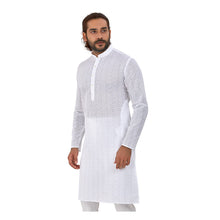 Load image into Gallery viewer, Ajay Arvindbhai Khatri Men&#39;s Pure Cotton Regular Kurta White_Circle Colour
