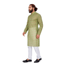 Load image into Gallery viewer, Ajay Arvindbhai Khatri Men&#39;s Pure Cotton Printed Kurta P Green Colour
