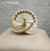Load image into Gallery viewer, Ajay Arvindbhai Khatri Men&#39;s Cream Safa S/1178
